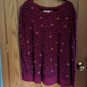 Like New! EVRI Shirt